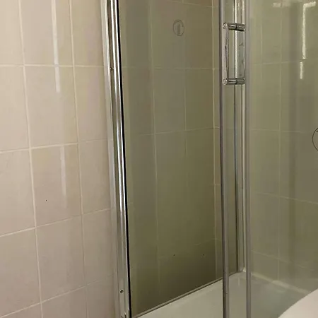 T1 Avec Balcon, Climatisation Et Parking A - Fr-1-553-267 아파트 *
