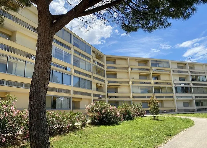 T1 Avec Balcon, Climatisation Et Parking à - Fr-1-553-267 Appartamento *
