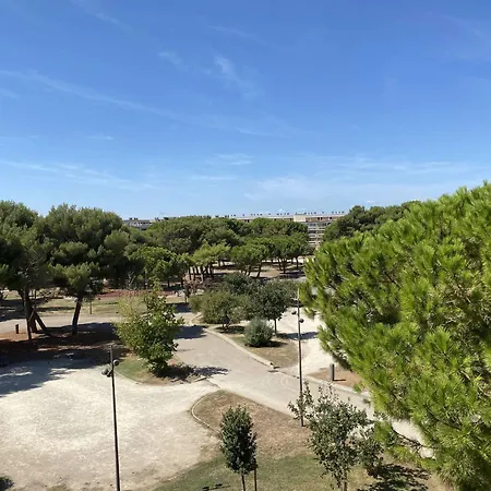 T1 Avec Balcon, Climatisation Et Parking A - Fr-1-553-267 בלרוק-לה-באינס